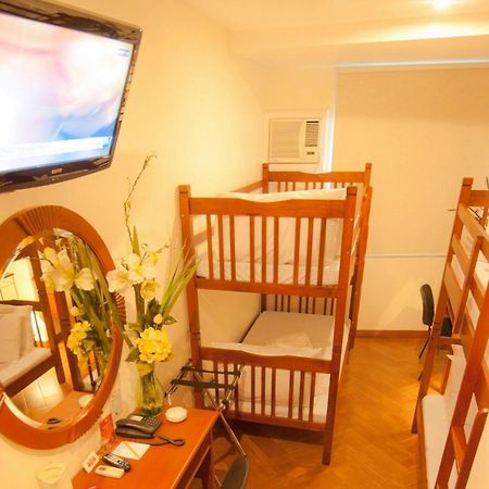 סן פדרו מקאטי Townhouse Oak Avitel Hotel Near Osmena Highway, Pnr Pasay Station, Metro Manila מראה חיצוני תמונה
