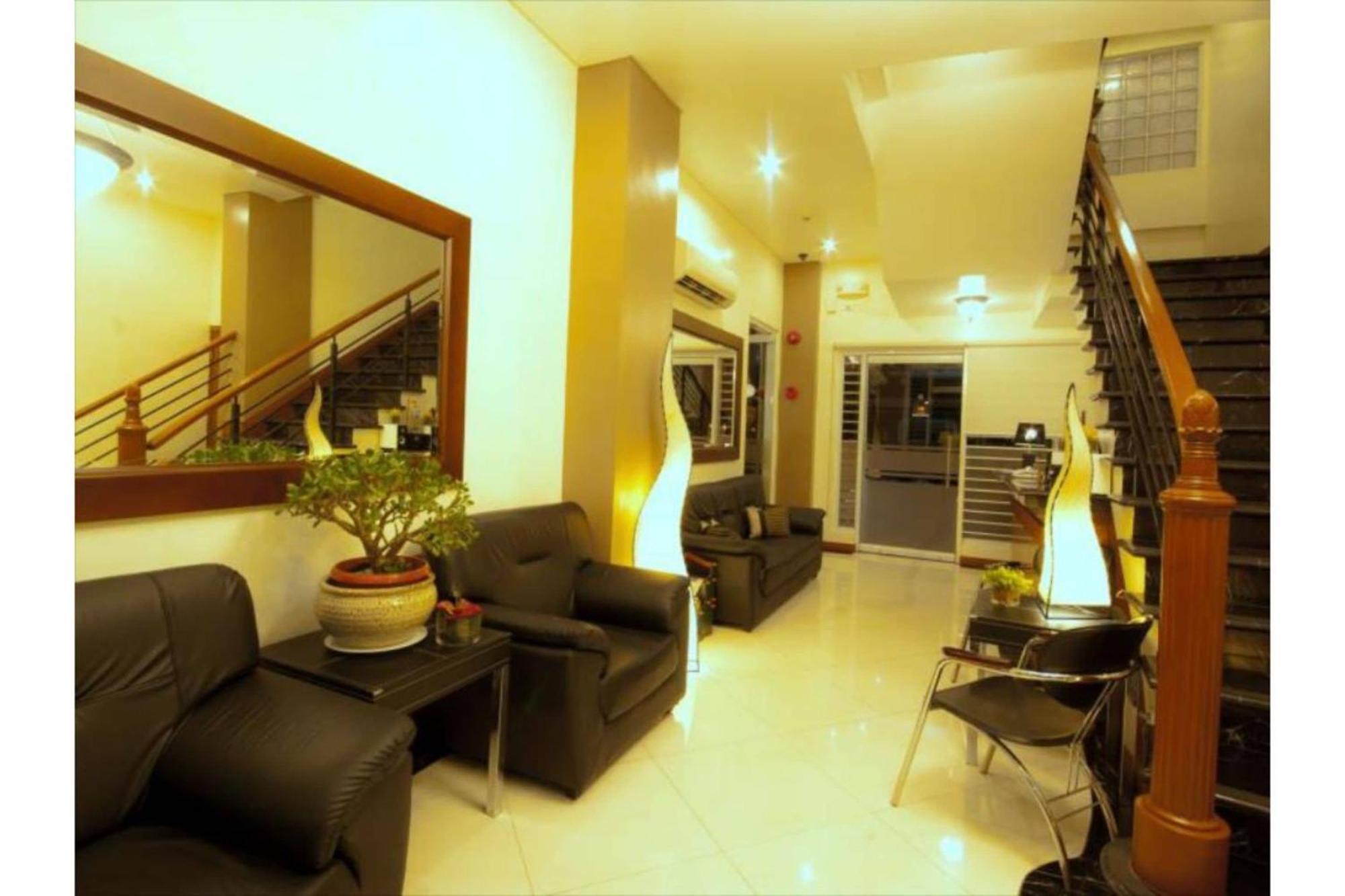 סן פדרו מקאטי Townhouse Oak Avitel Hotel Near Osmena Highway, Pnr Pasay Station, Metro Manila מראה חיצוני תמונה