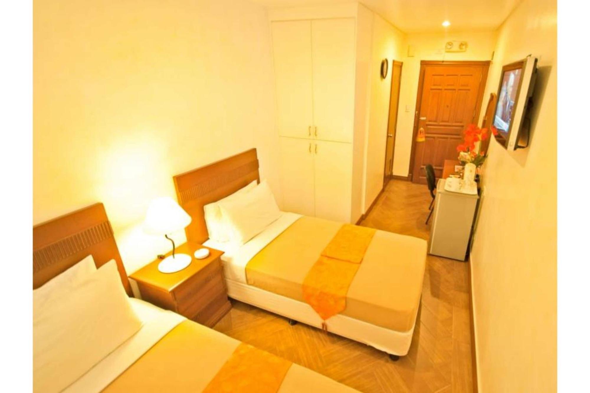 סן פדרו מקאטי Townhouse Oak Avitel Hotel Near Osmena Highway, Pnr Pasay Station, Metro Manila מראה חיצוני תמונה